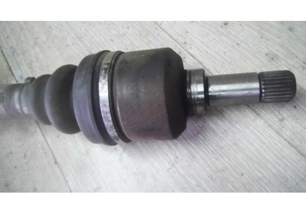 Піввісь ліва, приводний вал з ABS Peugeot 206, 2.0 HDI